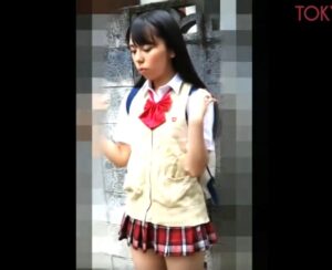 制服ひよこ少女×ライブハウス×種付け痴漢｜うす暗い館内でヤバイ男たちに囲まれ、輪姦されるJK。