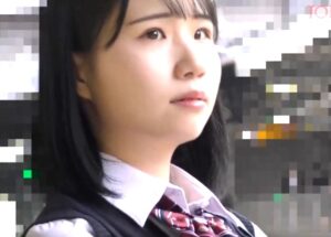 通学ひよこJK×粘着尾行×電車痴漢｜ウブ過ぎる少女が無抵抗で犯される。下車後も簡単にヤリ部屋に連れ込まれて・・・