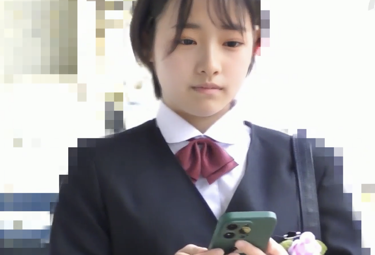 通学ひよこ少女×電車鬼畜痴漢｜Z世代な今どき美少女が車内でセクハラ強姦されて抵抗できない。犯されるまま電マ＆バイブ責めされて声我慢イキ｜柊木里音 藤原真帆 森あやみ 依本しおり