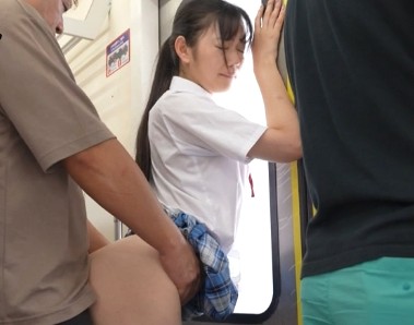 明日葉みつは｜ひよこJK×痴漢師にガチ恋×貪りSEX｜電車でGuuかわ少女にセクハラ愛撫したら、惚れられた？ ハメ犯してもバイブ姦しても嫌がらないｗ べろちゅ～ＳＥＸし放題ｗ